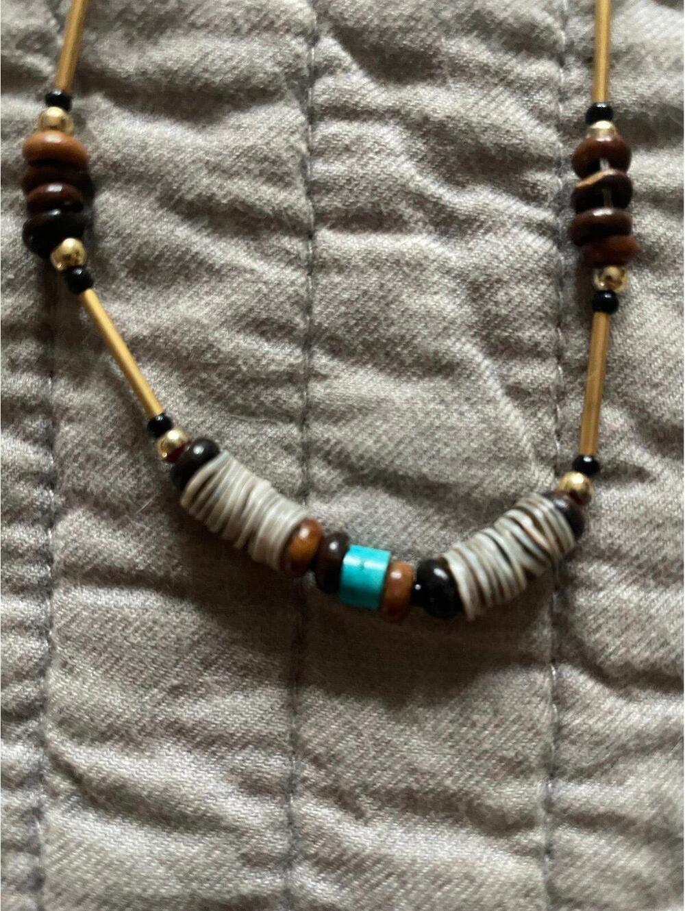 Vintage small black/gold beaded neckless